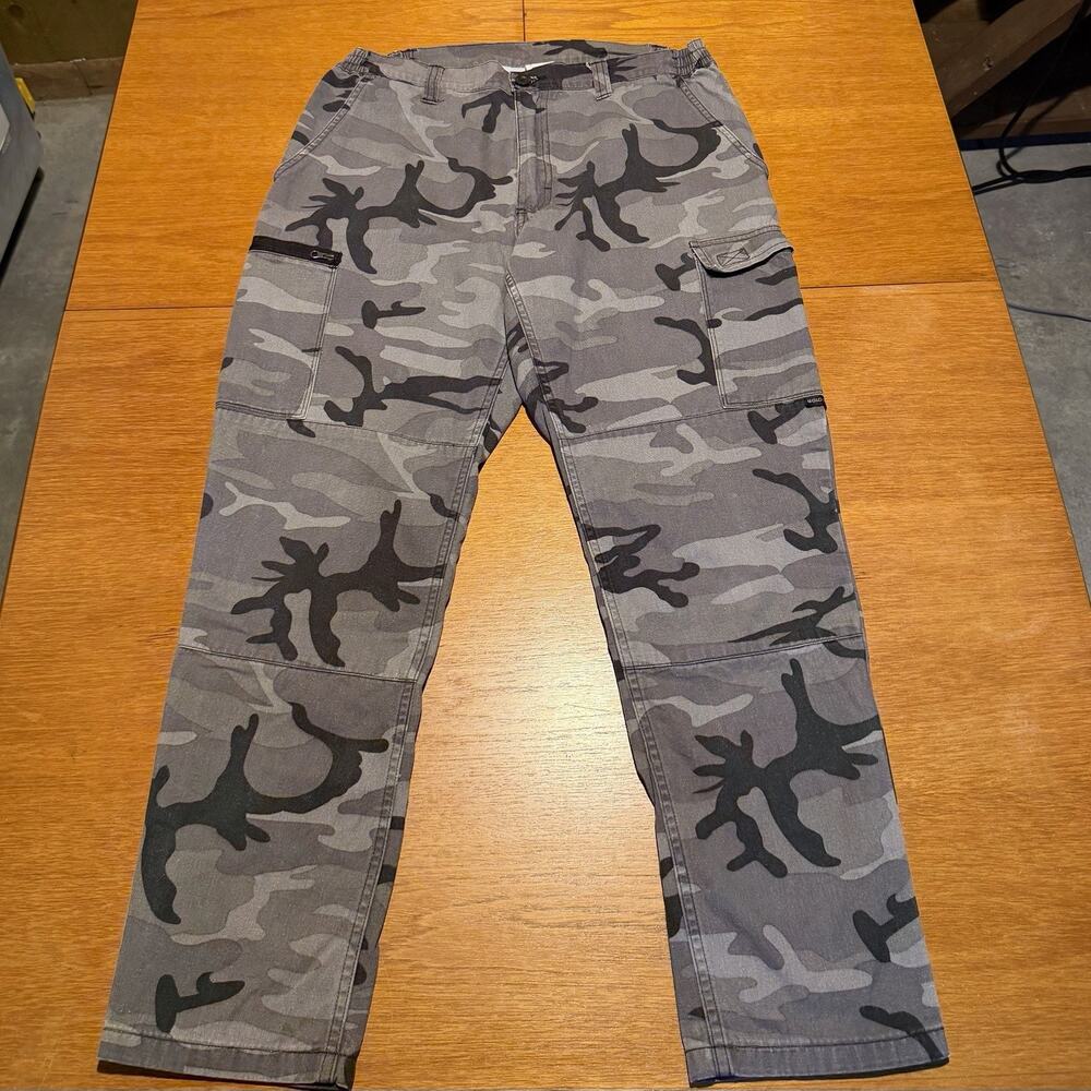 Decathlon Black Camouflage Cargo Pants Straight Utility Hiking Size Large EUC